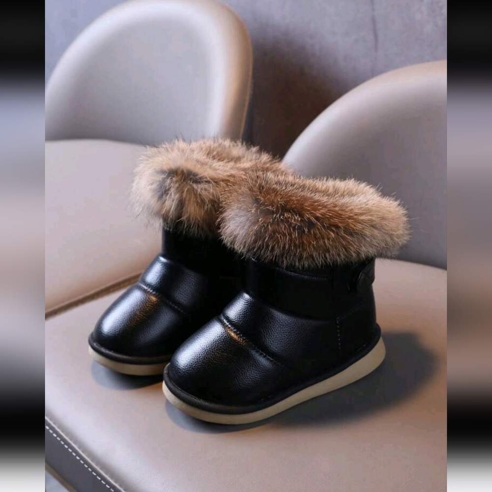 Little Kids Anti-slip PU Leather Flat Winter Boots With Furry Cuff